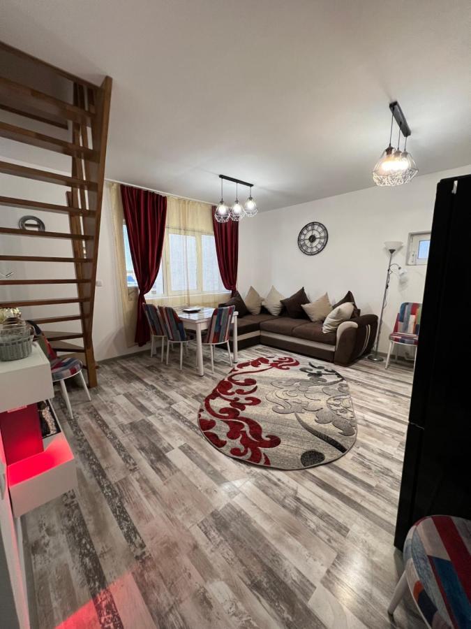 Zizi'S House Garii Apartman Brassó Kültér fotó